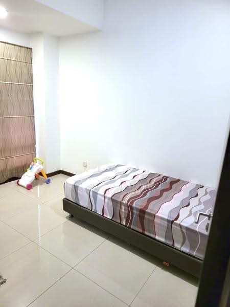 Rumah Berkembar untuk Dijual di Happy Garden (Kuchai Lama) - Kew . - PropertyGuru.com.my
