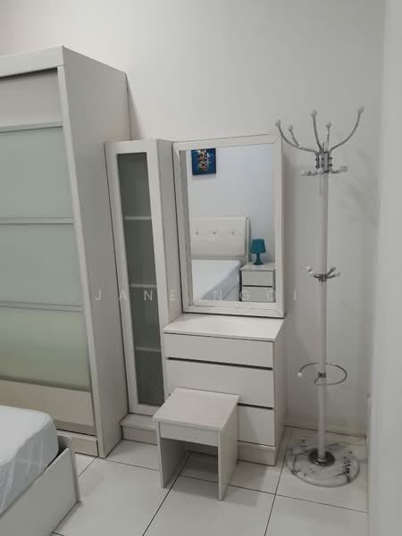 Kediaman Servis untuk Dijual di Akademik Suite - Jane Ngoi - Bedroom - PropertyGuru.com.my