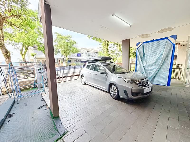 2-storey Terraced House for Sale in Saujana Utama (Puncak Alam) - NORFADILAH ZAINUDDIN - Car Park - PropertyGuru.com.my