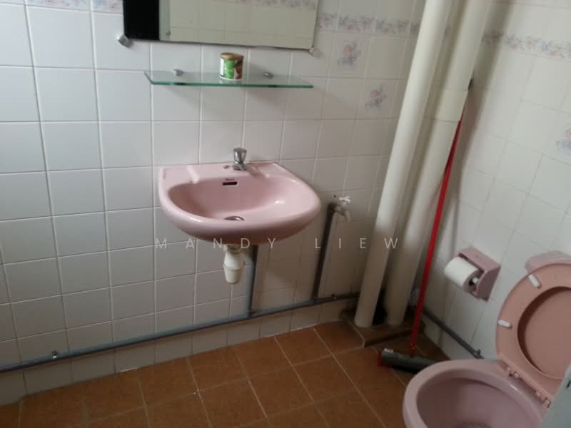 Apartment for Sale at Sri Intan 1 - Mandy Liew - Bathroom - PropertyGuru.com.my