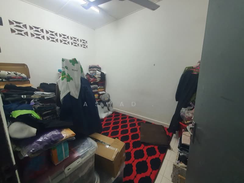 Rumah Teres 1-Tingkat untuk Dijual di Taman Desa Bakti (Teluk Intan) - Aswad . - Bedroom - PropertyGuru.com.my