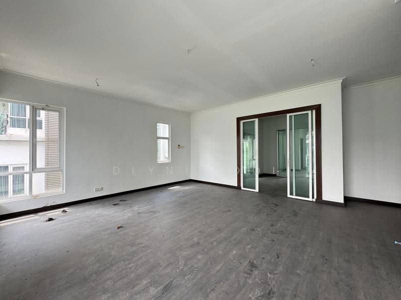 Semi-Detached House for Sale in Beverly Heights (Ampang) - Dlynie Ooi - Living Room - PropertyGuru.com.my