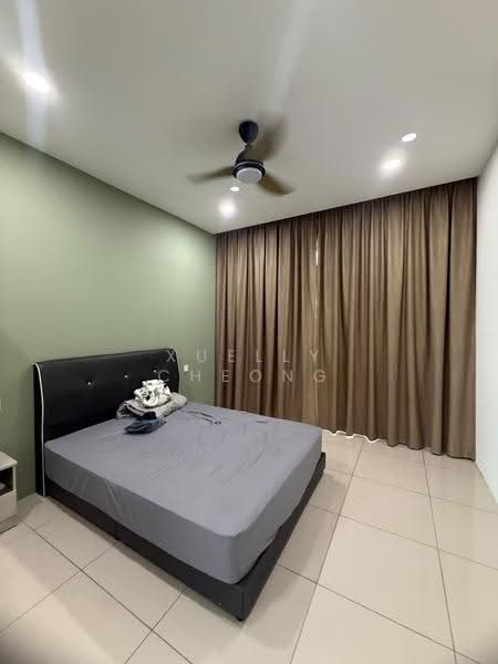 Service Residence for Sale at 8Scape Residence @ Sutera - Xuelly Cheong - Bedroom - PropertyGuru.com.my