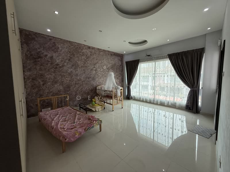 Rumah Teres 2.5-Tingkat untuk Dijual di Taman Meranti Jaya (Puchong) - Joey Wong - Bedroom - PropertyGuru.com.my