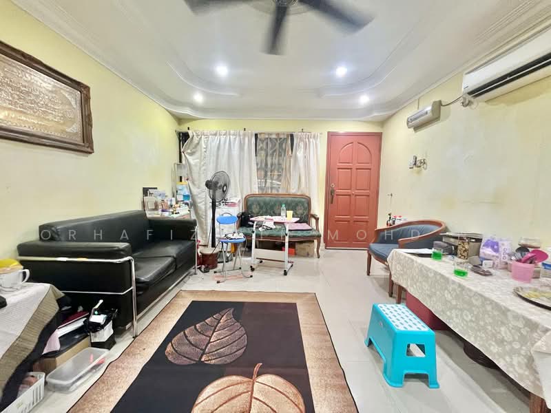 Rumah Teres 1-Tingkat untuk Dijual di Seksyen 20 (Shah Alam) - Norhafiz Bin Mohd Nor - Living Room - PropertyGuru.com.my