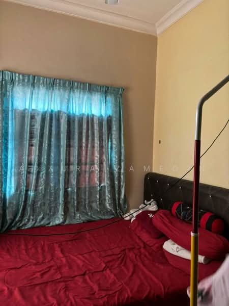 2.5-storey Terraced House for Sale in Presint 16 (Putrajaya) - Adzura Zamedin - Bedroom - PropertyGuru.com.my