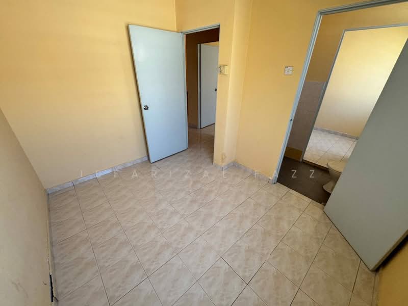 Rumah Teres 2-Tingkat untuk Dijual di Bandar Saujana Putra (Tanjong Duabelas) - Isfarizal fazz - Interior - PropertyGuru.com.my