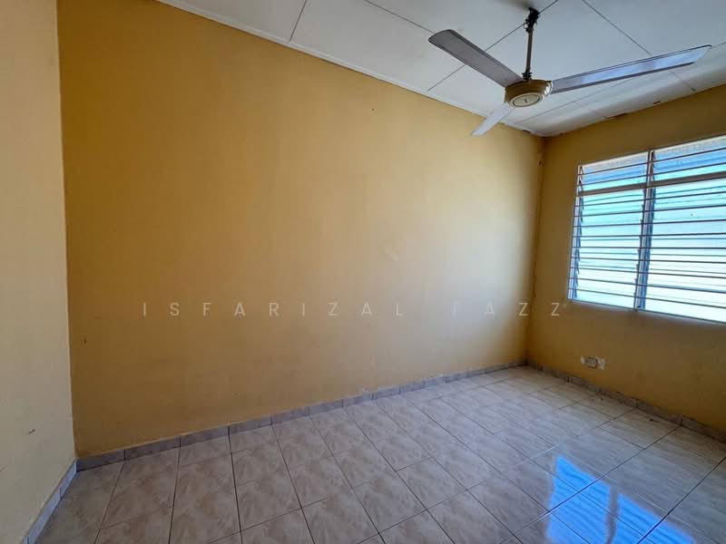 Rumah Teres 2-Tingkat untuk Dijual di Bandar Saujana Putra (Tanjong Duabelas) - Isfarizal fazz - Interior - PropertyGuru.com.my