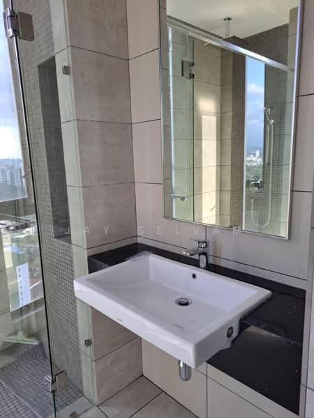 Kediaman Servis untuk Disewa di The Sentral Suites - Jay Selvam - Bathroom - PropertyGuru.com.my
