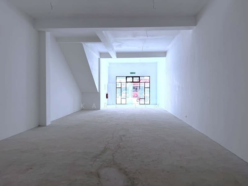 Shop / Office for Sale in Permas Jaya (Johor Bahru) - Karl Lim - Entrance - PropertyGuru.com.my