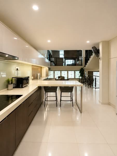 Rumah Teres 3-Tingkat untuk Dijual di Tanjung Bungah (Penang) - Ressha Ramesh - Kitchen - PropertyGuru.com.my