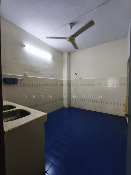 2-storey Terraced House for Sale in Taman Gembira (Jalan Klang Lama (Old Klang Road)) - Yenn Chong - Kitchen - PropertyGuru.com.my