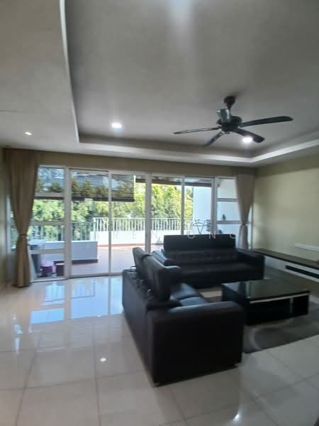Townhouse for Rent in Putra Heights (Subang Jaya) - Karen Ong - Living Room - PropertyGuru.com.my