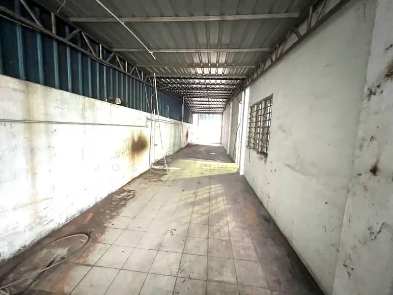 Kilang Berkembar untuk Disewa di Taman Tan Sri Yaacob (Johor Bahru) - Joseph Wong - Corridor - PropertyGuru.com.my
