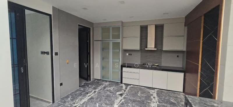 Semi-Detached House for Sale in Taman Impian Emas (Skudai) - Eva Siow - Kitchen - PropertyGuru.com.my