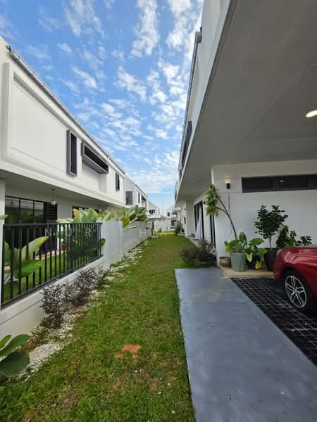 Semi-Detached House for Sale in Elmina (Shah Alam) - Nur Shahidah - PropertyGuru.com.my