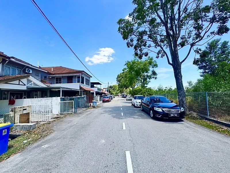 Rumah Teres 2-Tingkat untuk Dijual di Bandar Saujana Putra (Tanjong Duabelas) - NORFADILAH ZAINUDDIN - Exterior - PropertyGuru.com.my