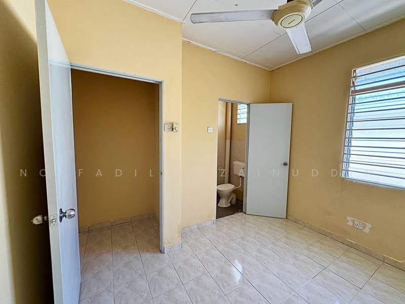 Rumah Teres 2-Tingkat untuk Dijual di Bandar Saujana Putra (Tanjong Duabelas) - NORFADILAH ZAINUDDIN - Interior - PropertyGuru.com.my