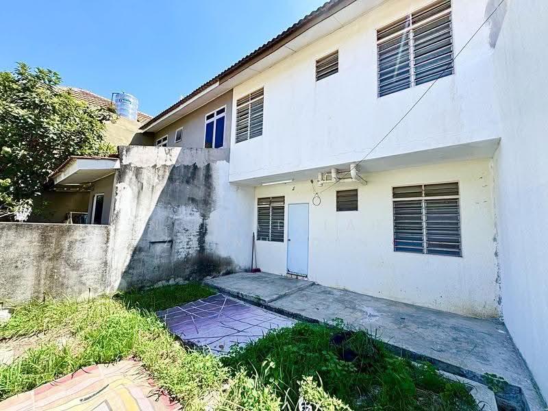 Rumah Teres 2-Tingkat untuk Dijual di Bandar Saujana Putra (Tanjong Duabelas) - NORFADILAH ZAINUDDIN - Exterior - PropertyGuru.com.my