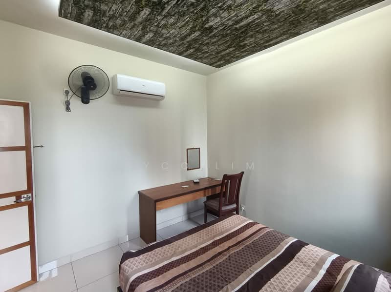 Kediaman Servis untuk Dijual di You Residences @ You City - Nyco Lim - Bedroom - PropertyGuru.com.my
