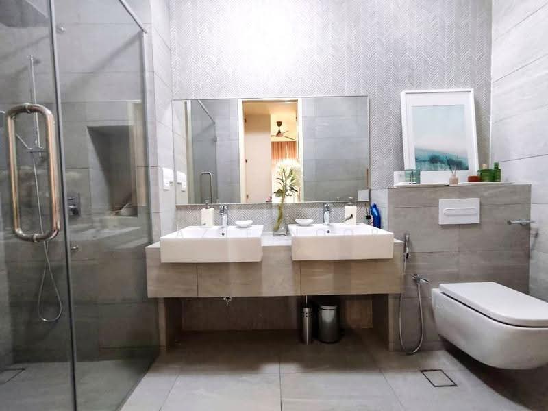3-storey Terraced House for Sale in Cyberjaya (Selangor) - Fazie Noor - Bathroom - PropertyGuru.com.my