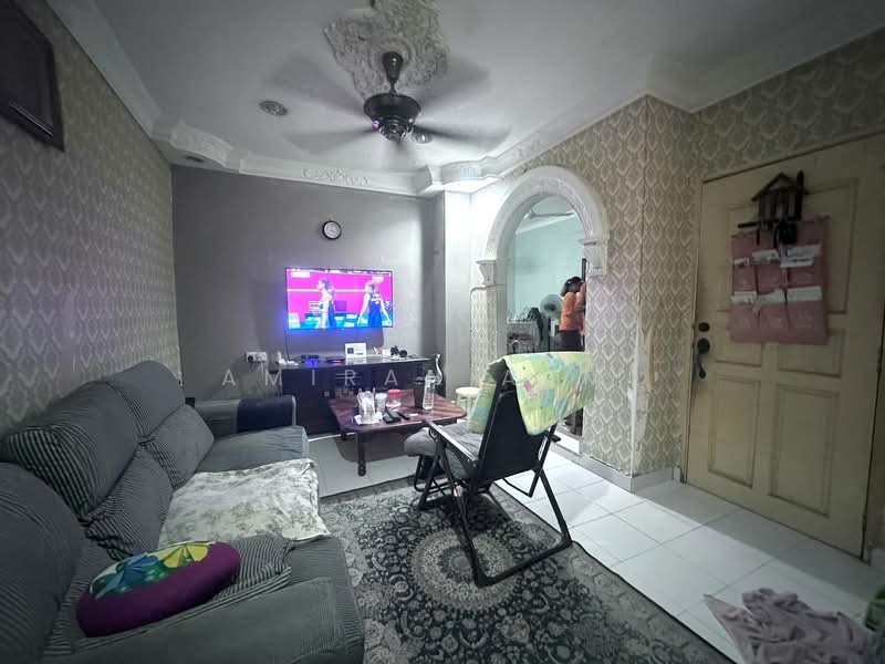 2-storey Terraced House for Sale in Desa Coalfields (Sungai Buloh) - Amirah Azmi - PropertyGuru.com.my