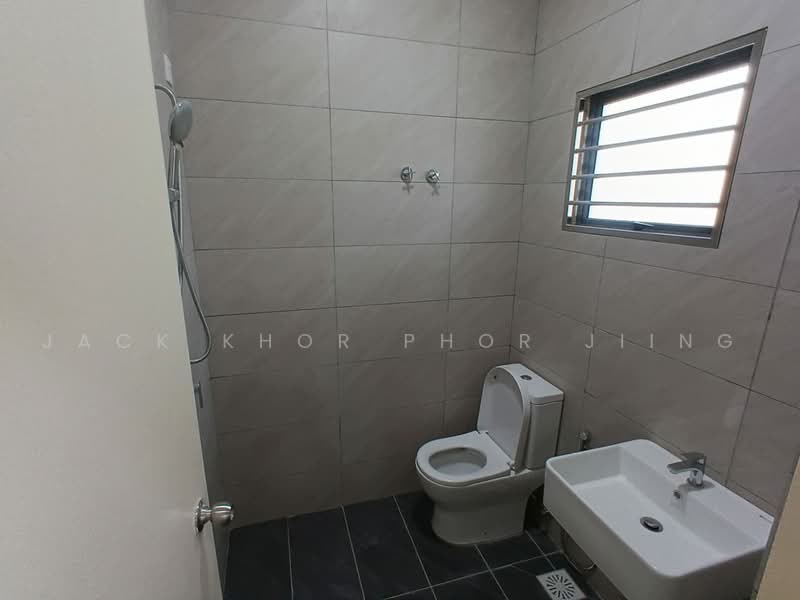 2-storey Terraced House for Rent in Setia Alam (Selangor) - Jack Khor Phor Jiing - Bathroom - PropertyGuru.com.my