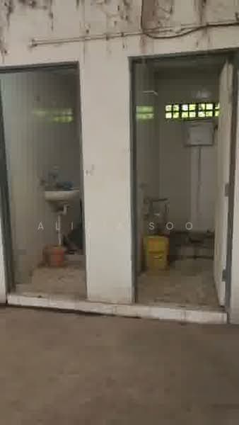 Factory for Rent in Saujana Rawang (Rawang) - Alicia Soo - Bathroom - PropertyGuru.com.my