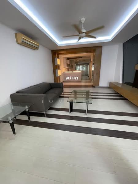 2-storey Terraced House for Sale in Bandar Botanic (Klang) - Tom Lee - Living Room - PropertyGuru.com.my