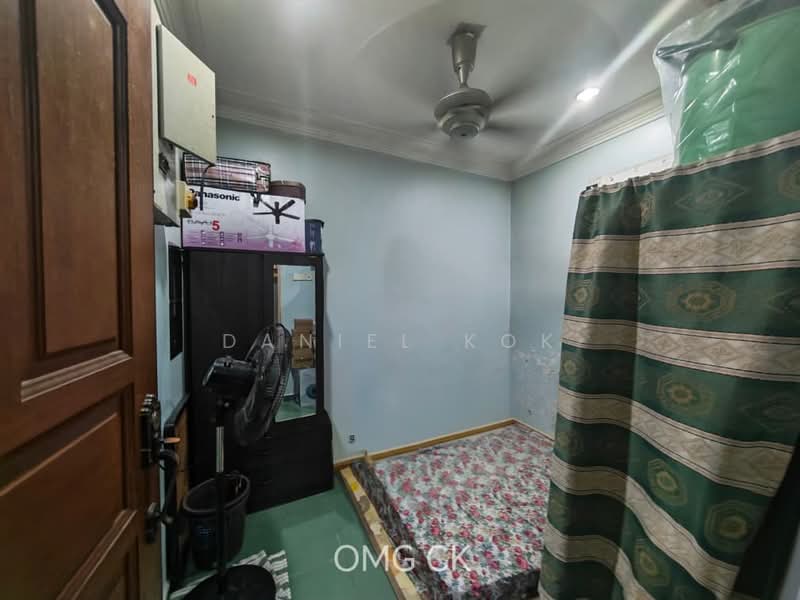 2-storey Terraced House for Sale in Taman Melati (Jenjarom) - Daniel Kok - Bedroom - PropertyGuru.com.my