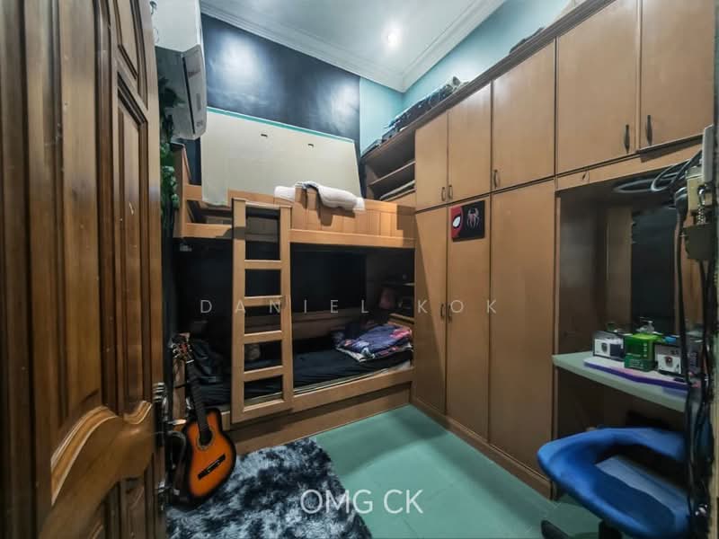2-storey Terraced House for Sale in Taman Melati (Jenjarom) - Daniel Kok - Bedroom - PropertyGuru.com.my