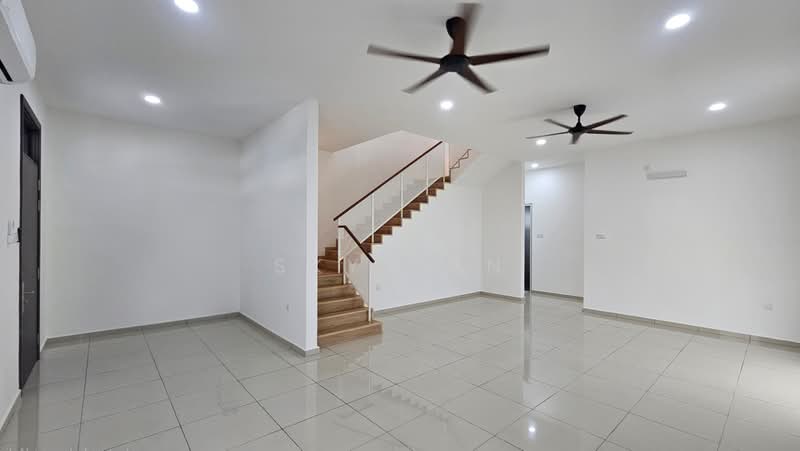 Semi-Detached House for Rent in Taman Gaya (Ulu Tiram) - Sky Tan - Living Room - PropertyGuru.com.my