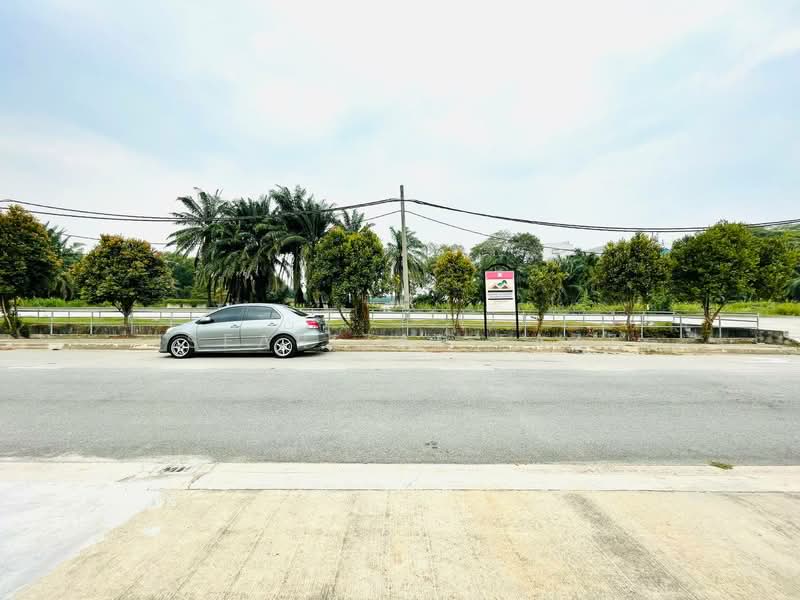 1-storey Terraced House for Sale in Klang (Selangor) - Isfarizal fazz - Exterior - PropertyGuru.com.my