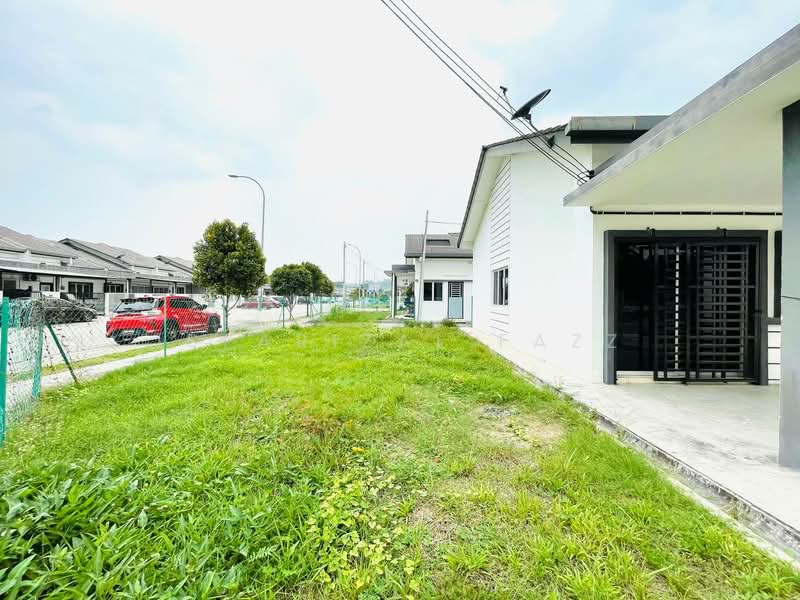 1-storey Terraced House for Sale in Klang (Selangor) - Isfarizal fazz - Exterior - PropertyGuru.com.my