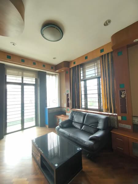 Bungalow House untuk Dijual di Saujana Akasia (Sungai Buloh) - Alicia Soo - Living Room - PropertyGuru.com.my