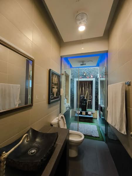 Bungalow House untuk Dijual di Saujana Akasia (Sungai Buloh) - Alicia Soo - Bathroom - PropertyGuru.com.my