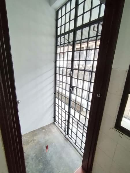 Rumah Teres 1-Tingkat untuk Dijual di Taman Rinting (Masai) - Jack Ching - Entrance - PropertyGuru.com.my