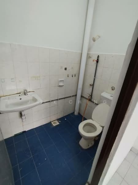 Rumah Teres 1-Tingkat untuk Dijual di Taman Rinting (Masai) - Jack Ching - Bathroom - PropertyGuru.com.my