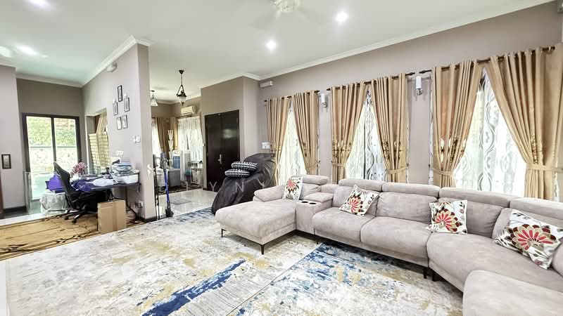 Bungalow House for Sale in Beverly Heights (Ampang) - Dlynie Ooi - Living Room - PropertyGuru.com.my