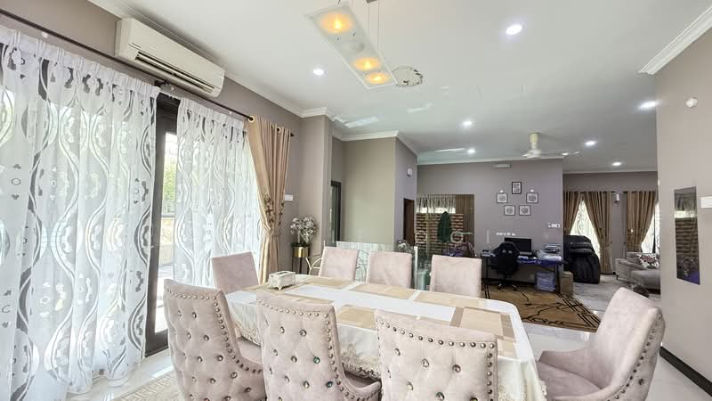 Bungalow House for Sale in Beverly Heights (Ampang) - Dlynie Ooi - Dining Room - PropertyGuru.com.my