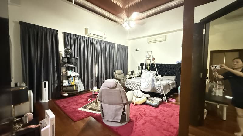 Bungalow House for Sale in Beverly Heights (Ampang) - Dlynie Ooi - Bedroom - PropertyGuru.com.my