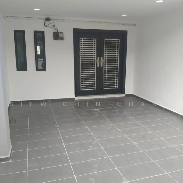 2-storey Terraced House for Sale in Taman Megah Ria (Masai) - SIEW CHIN CHANG - Entrance - PropertyGuru.com.my