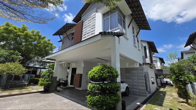 Bungalow House for Sale in Laman Seri (Shah Alam) - Adzura Zamedin - Exterior - PropertyGuru.com.my
