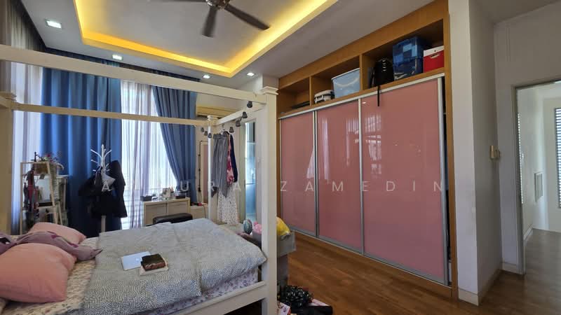 Bungalow House for Sale in Laman Seri (Shah Alam) - Adzura Zamedin - Bedroom - PropertyGuru.com.my
