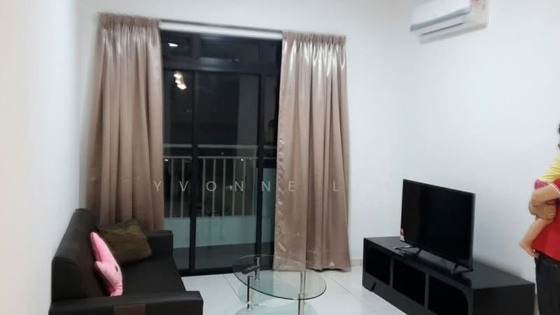 Kediaman Servis untuk Dijual di Sky View - Yvonne Lim - Living Room - PropertyGuru.com.my