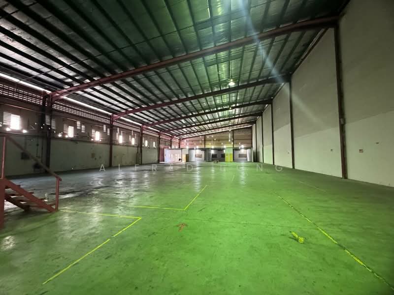 Semi-D Factory for Rent in Taman Perindustrian Taming Jaya (Balakong) - Alfred Long - Interior - PropertyGuru.com.my