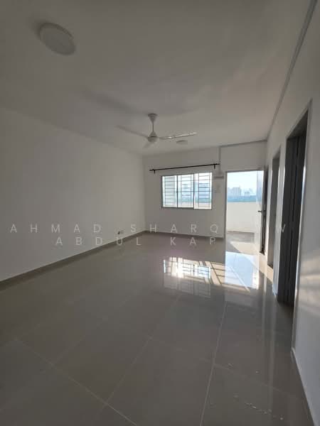 Pangsapuri untuk Disewa di Residensi Kecapi - Ahmad Sharqawwi Abdul Kapor - Living Room - PropertyGuru.com.my
