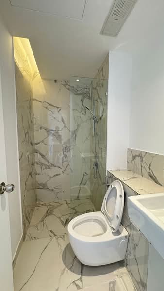 Service Residence for Sale at Lumi Tropicana Serviced Residence - Alicia Soo - Bathroom - PropertyGuru.com.my