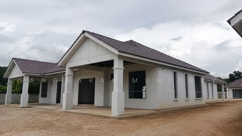 Semi-Detached House for Sale in Kepala Batas (Kedah) - Sanggaran Muniandy - Exterior - PropertyGuru.com.my