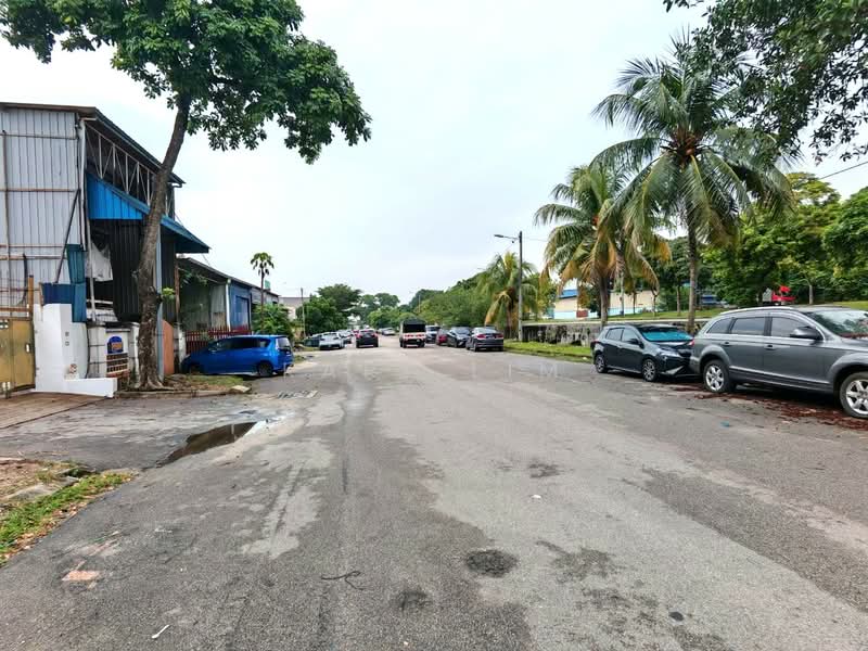 Kilang untuk Disewa di Taman Mount Austin (Tebrau) - Karl Lim - Exterior - PropertyGuru.com.my